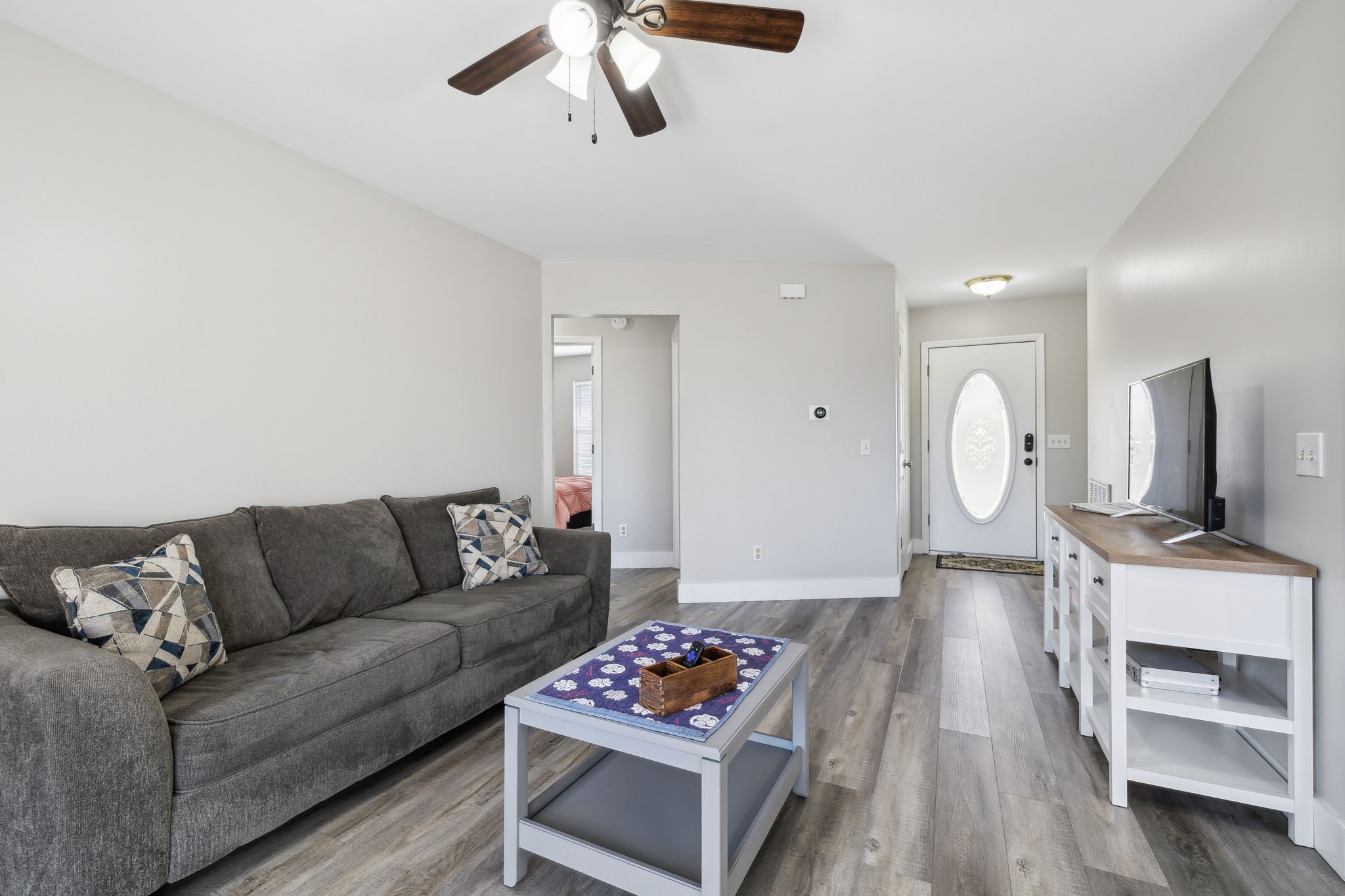112 Sunset Cir