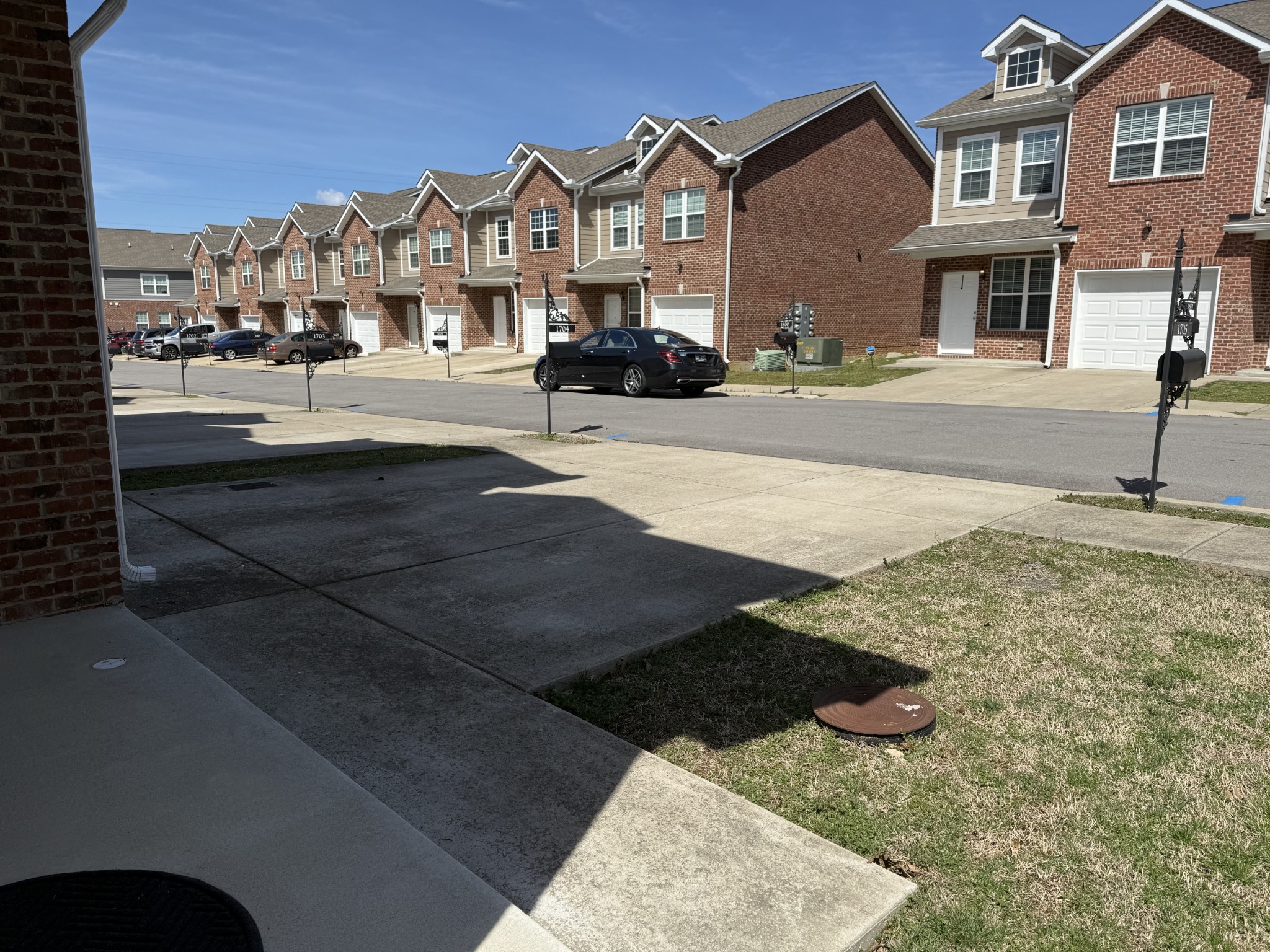 1705 Villa Cir