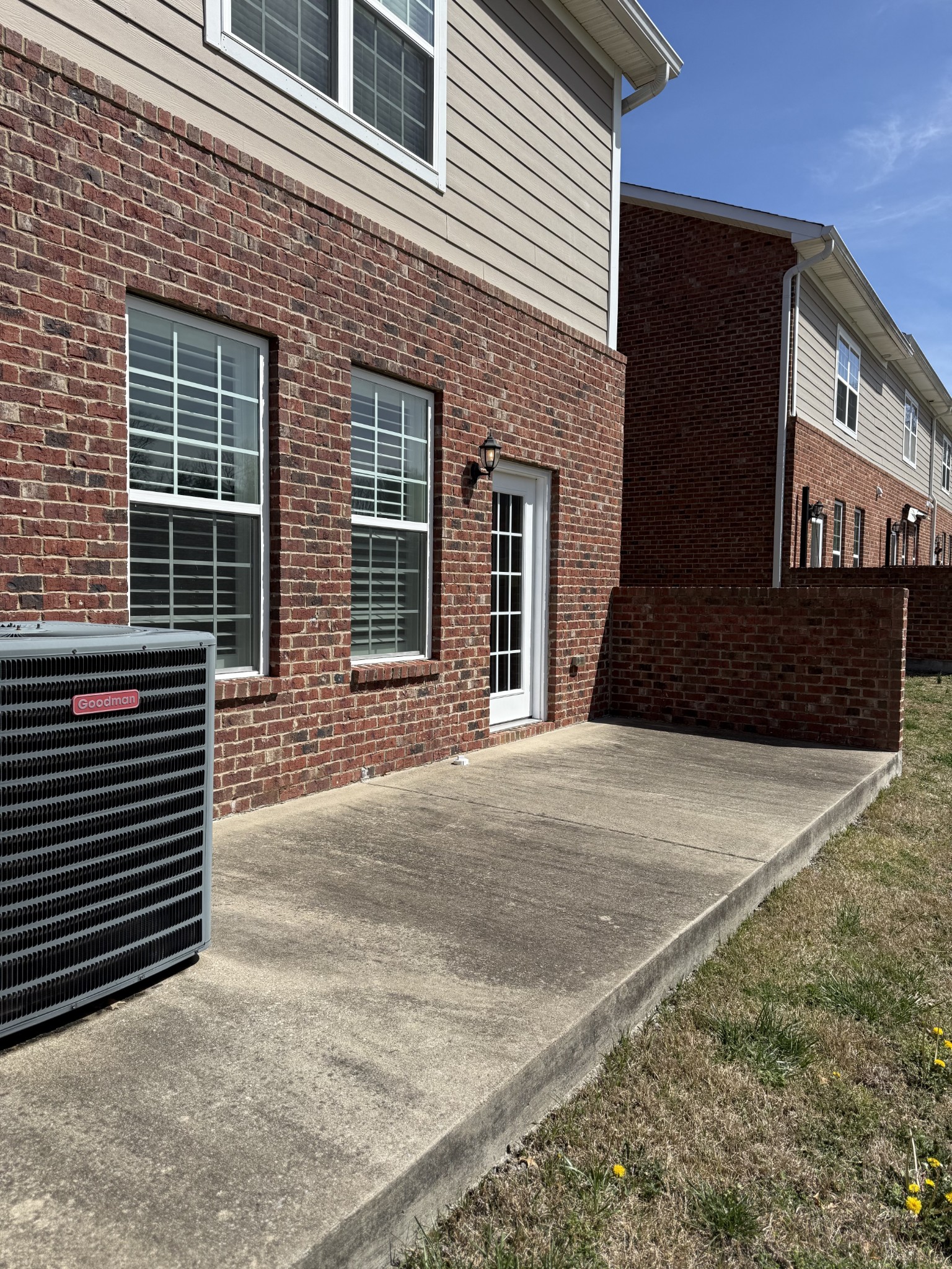 1705 Villa Cir
