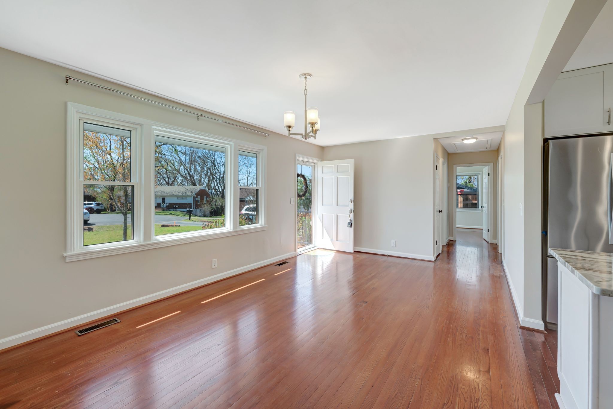103 Graeme Dr
