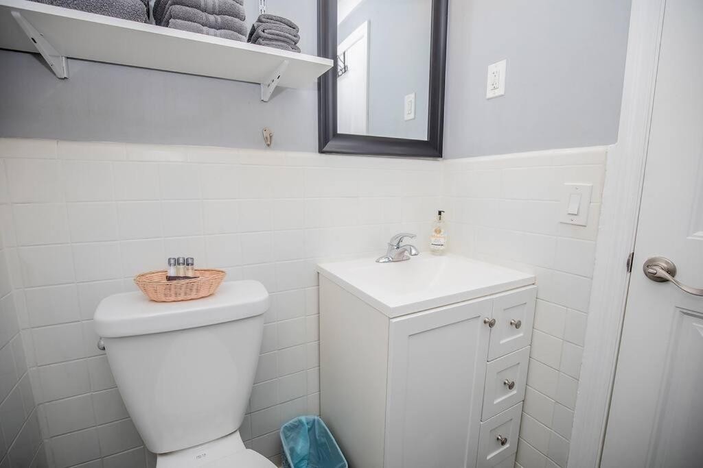 803 Hillview Hts Unit: 104