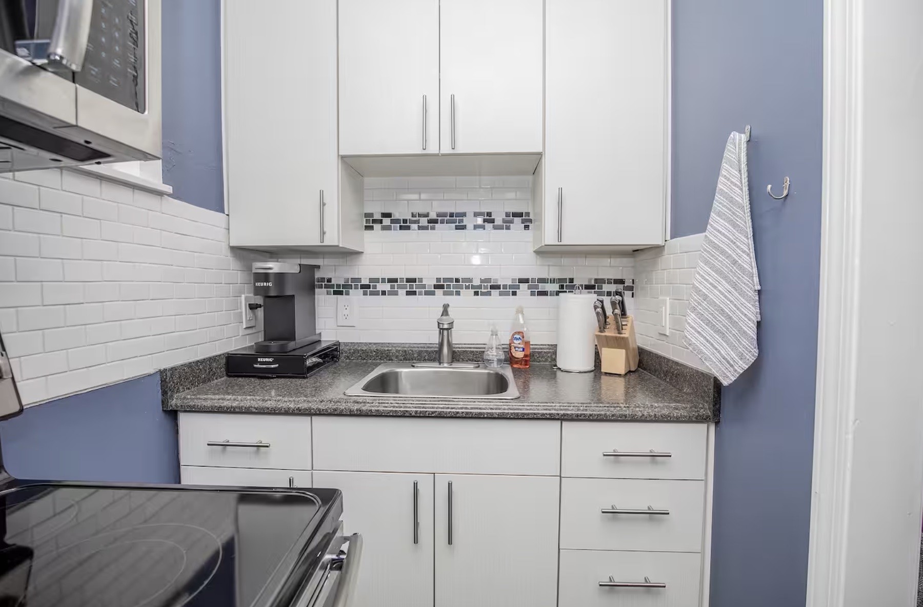 803 Hillview Hts Unit: 104