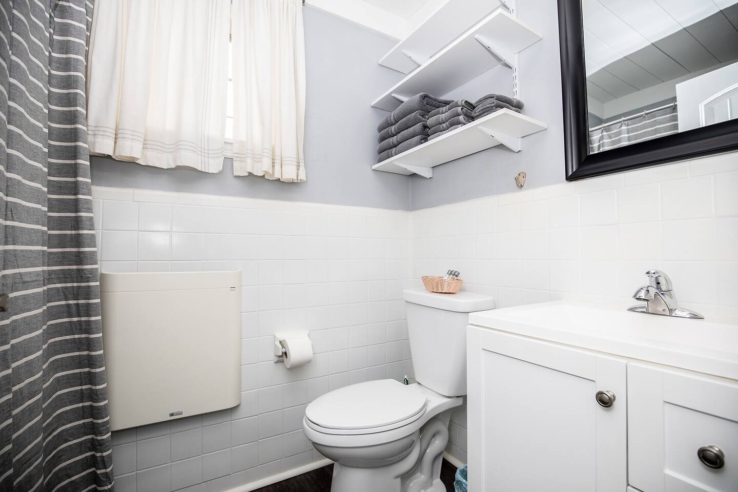 803 Hillview Hts Unit: 104