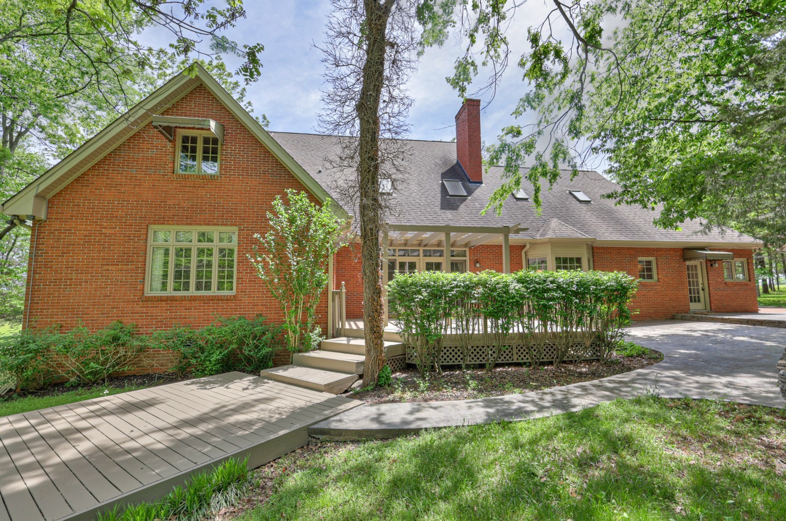 3160 Hartsville Pike