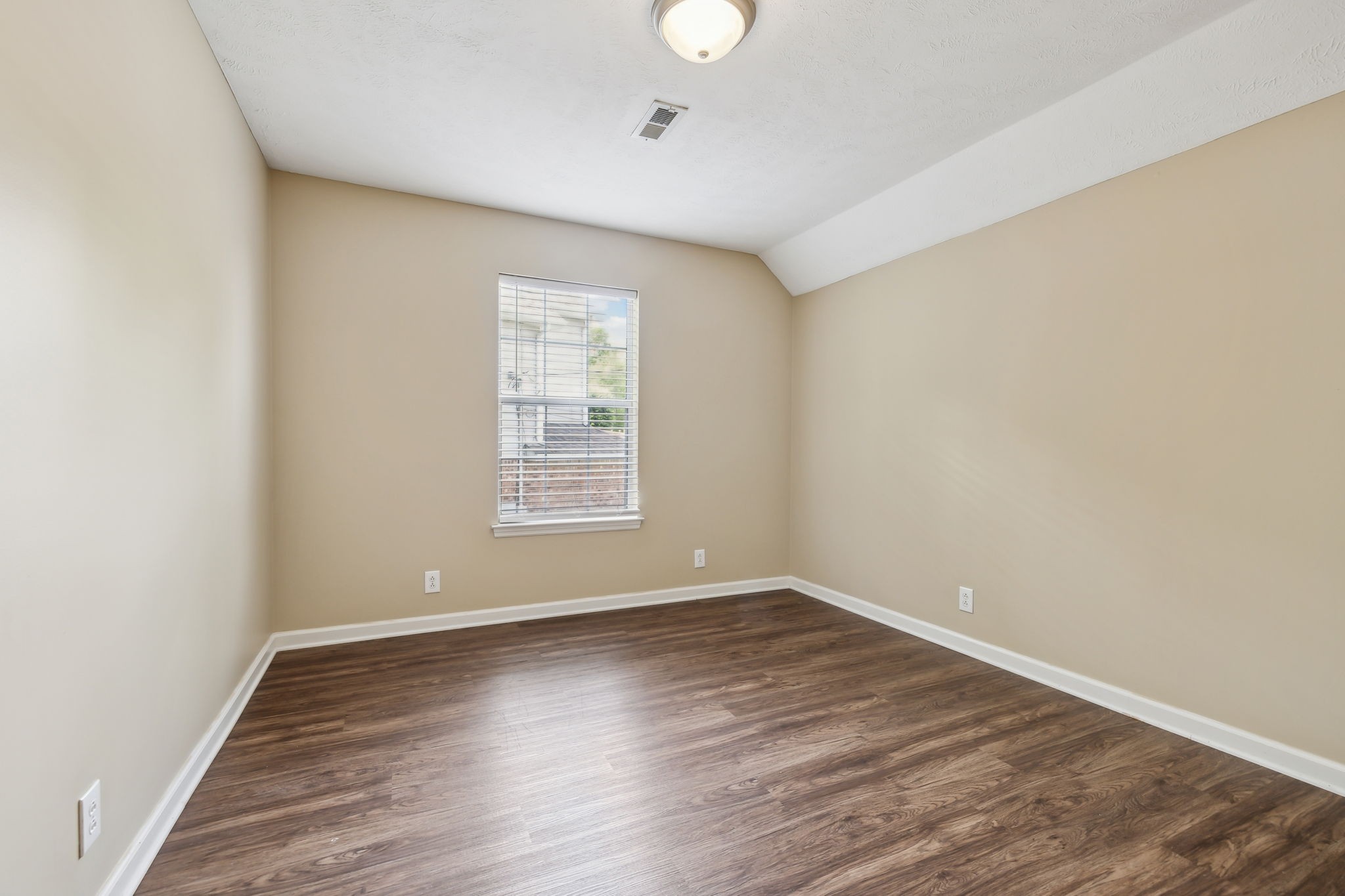 1123 Fitzpatrick Rd