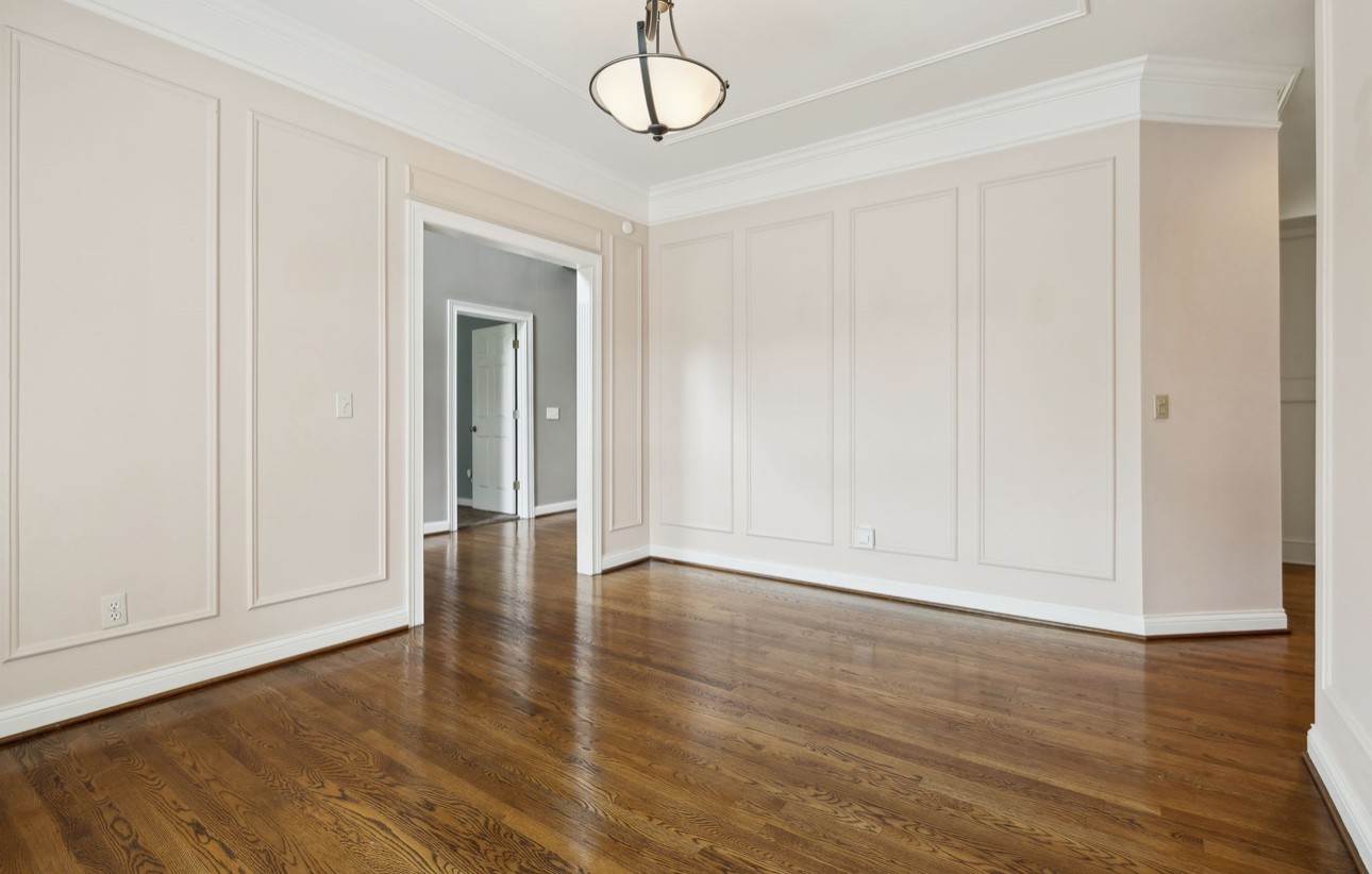 216 Hidden Ct