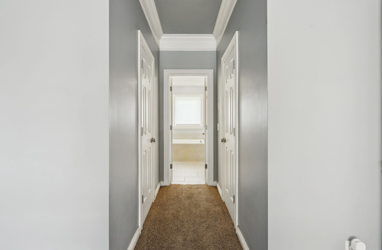 216 Hidden Ct
