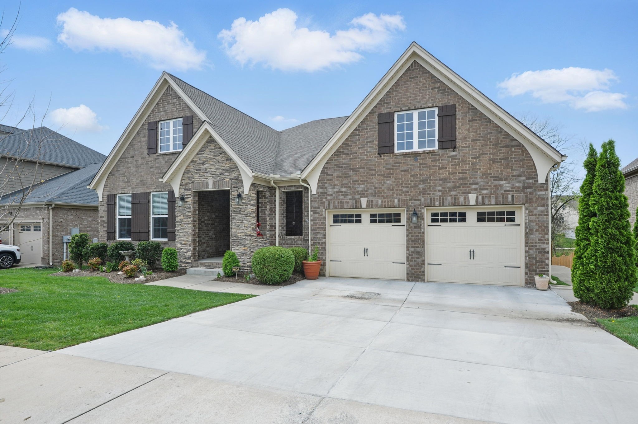 408 Everlee Ln
