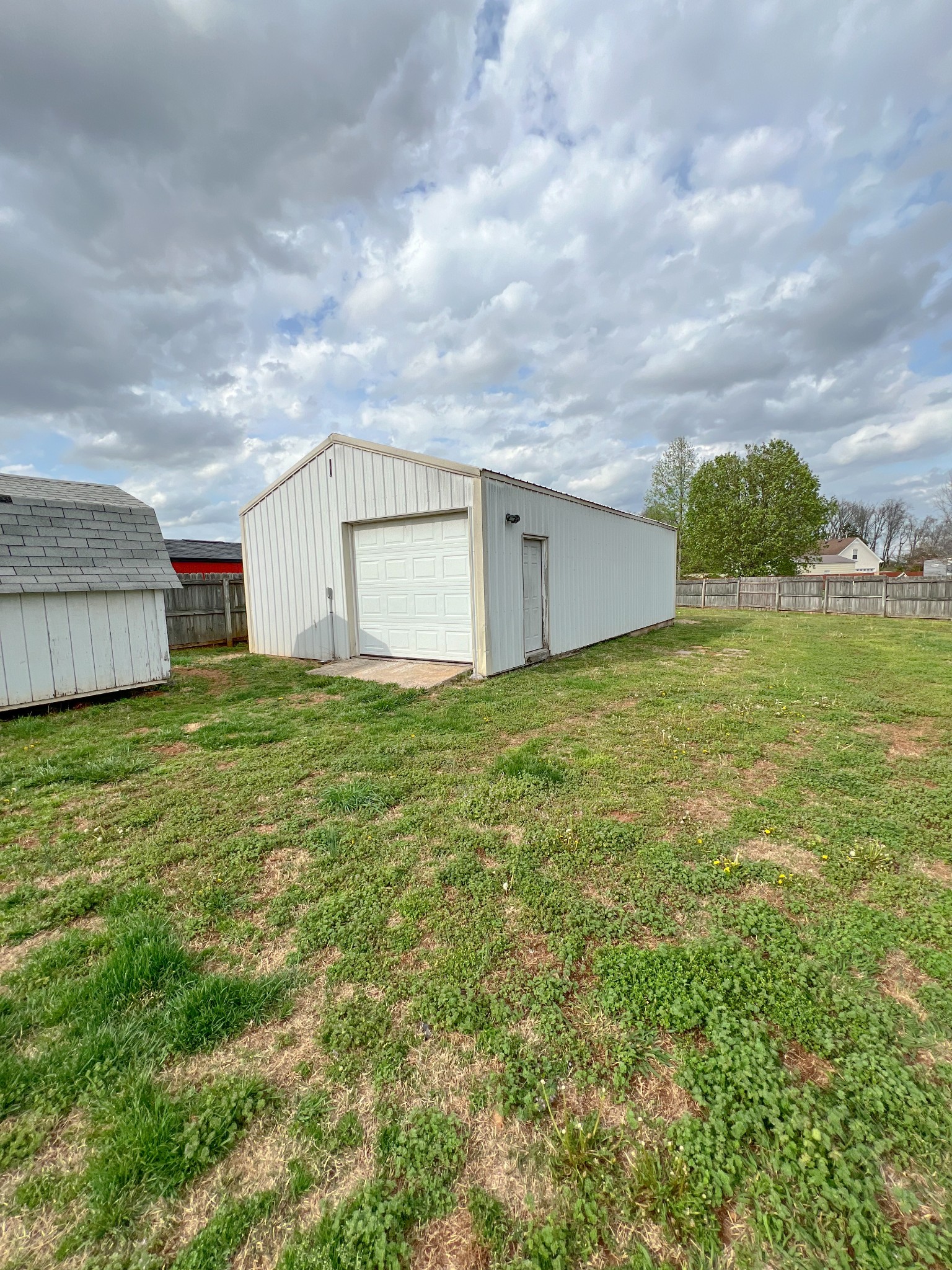 3447 Southridge Blvd