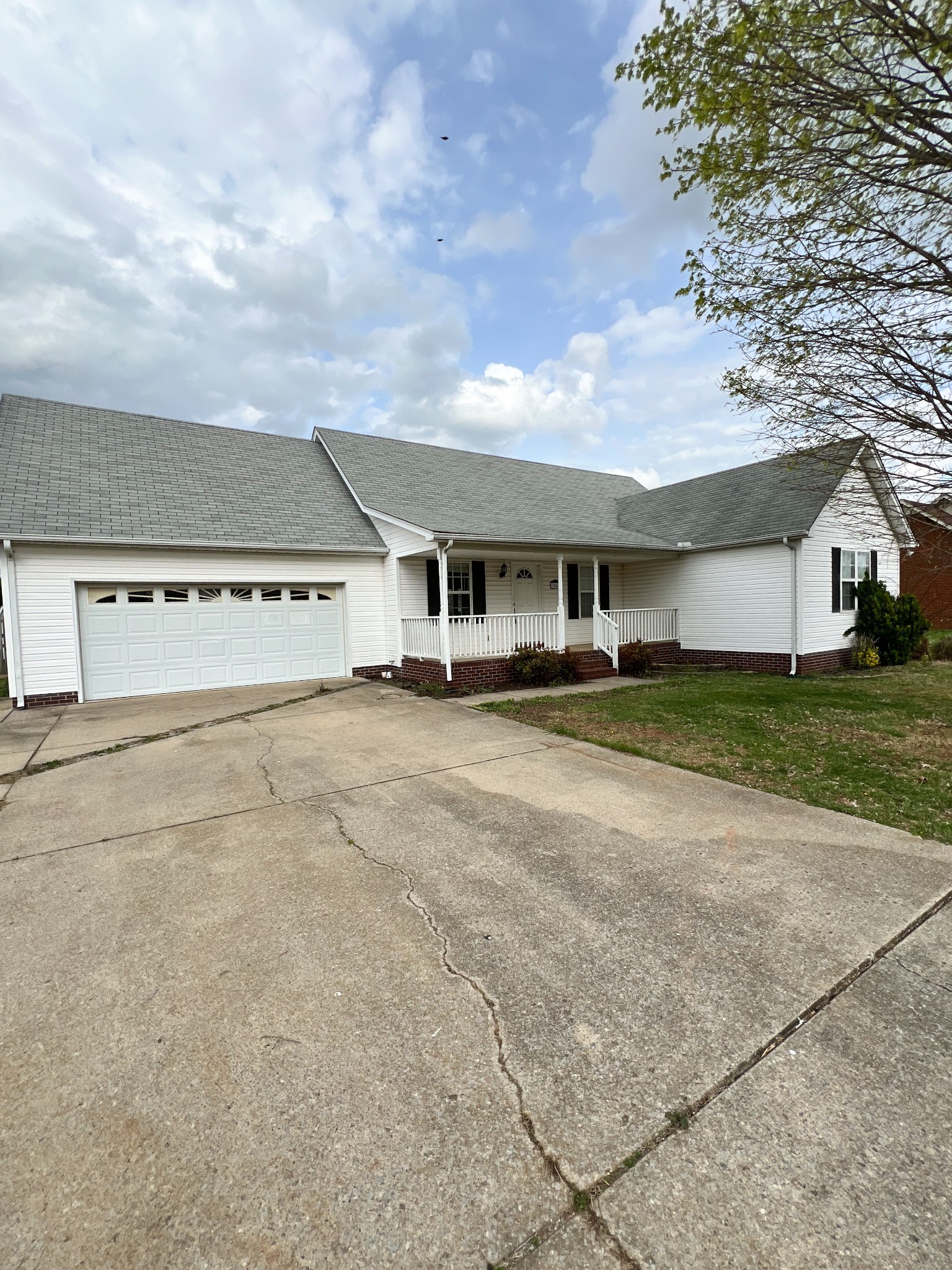 3447 Southridge Blvd