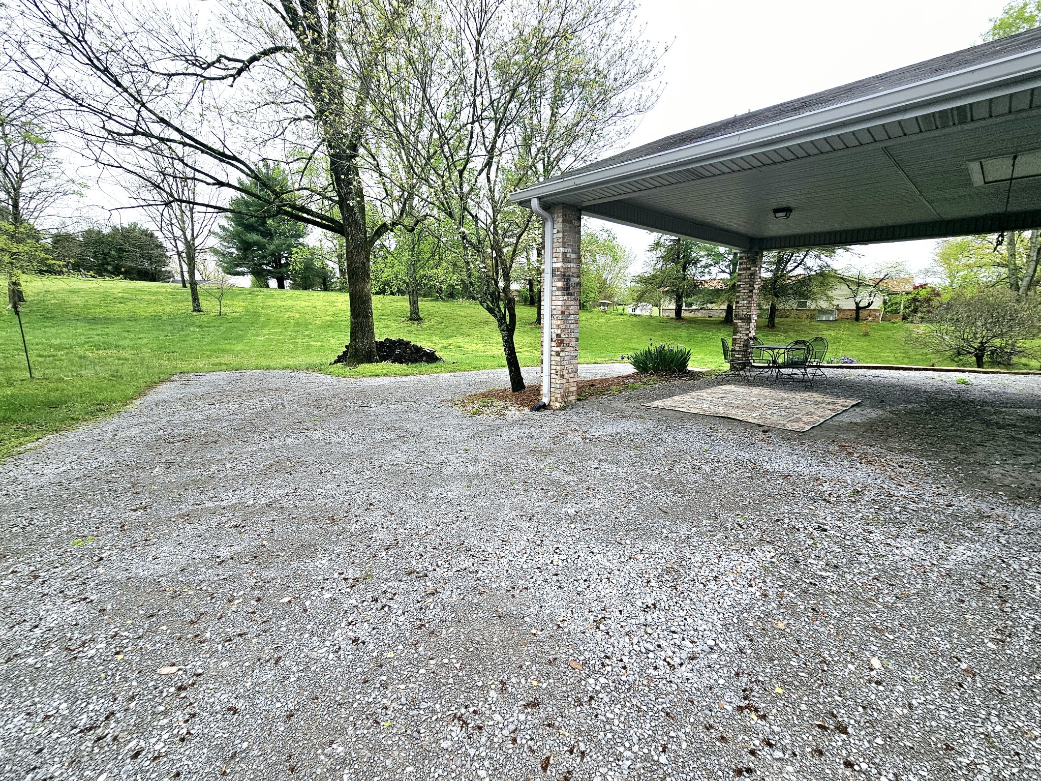 2604 Springdale Dr