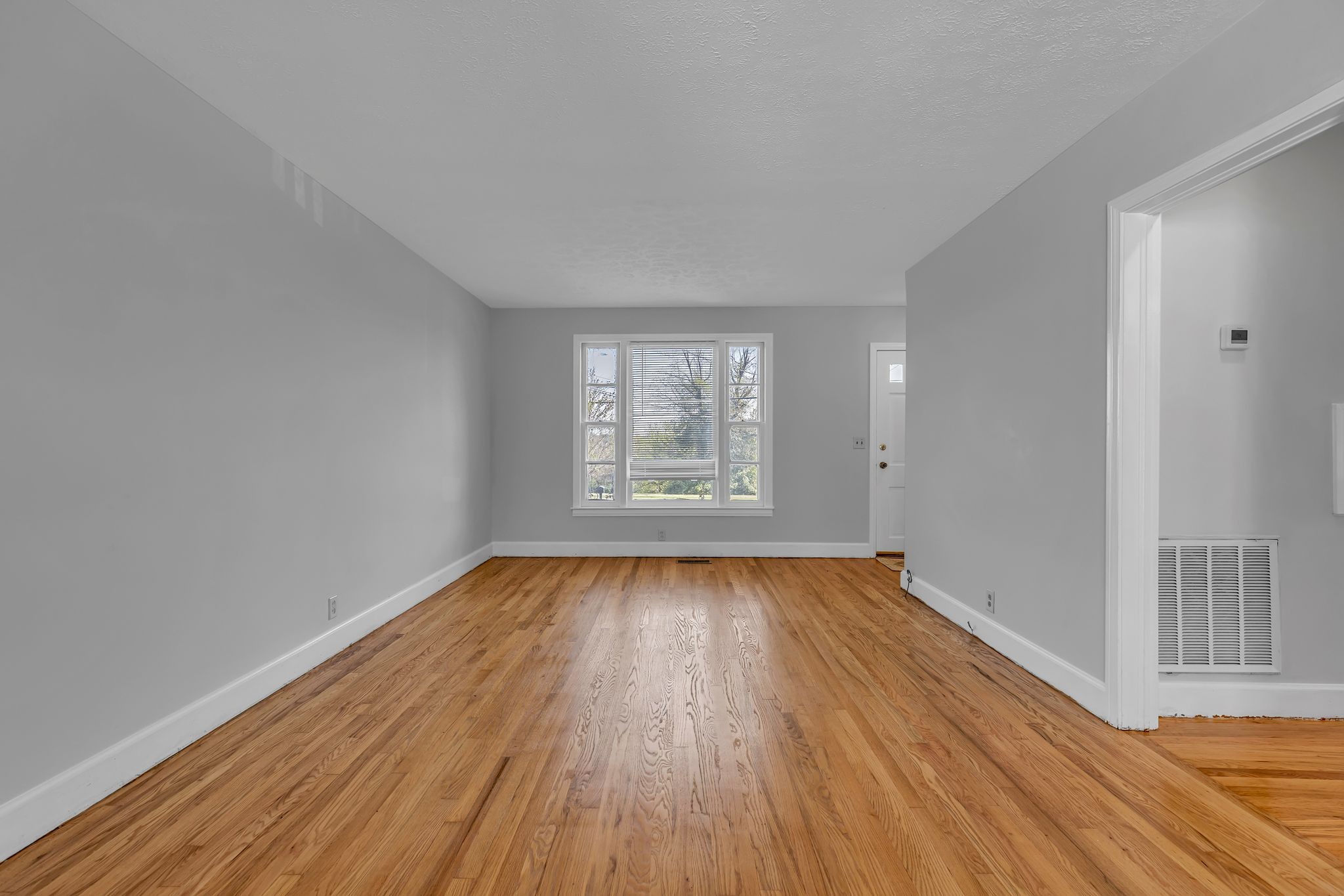 2322 Maplecrest Dr