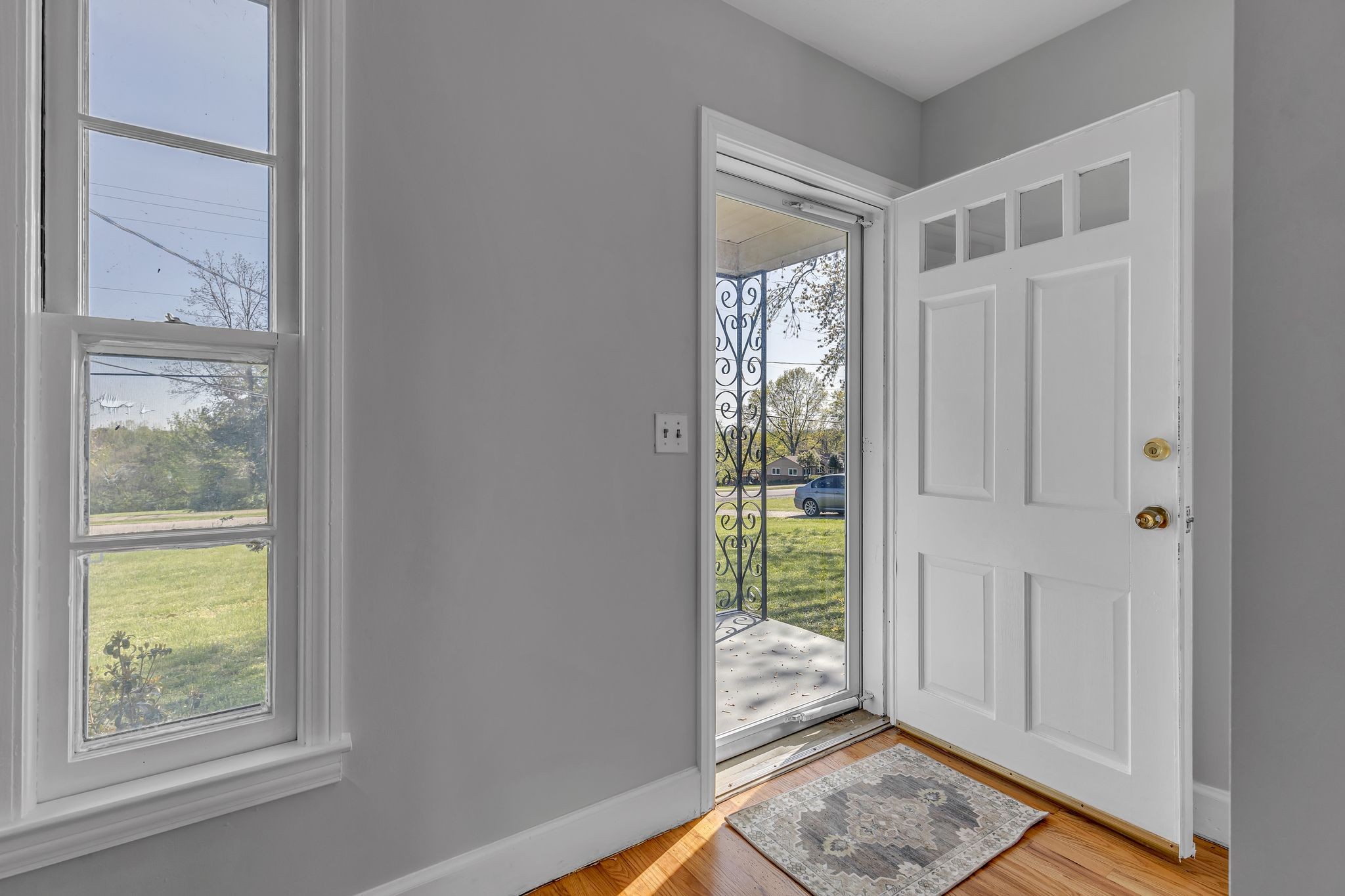 2322 Maplecrest Dr