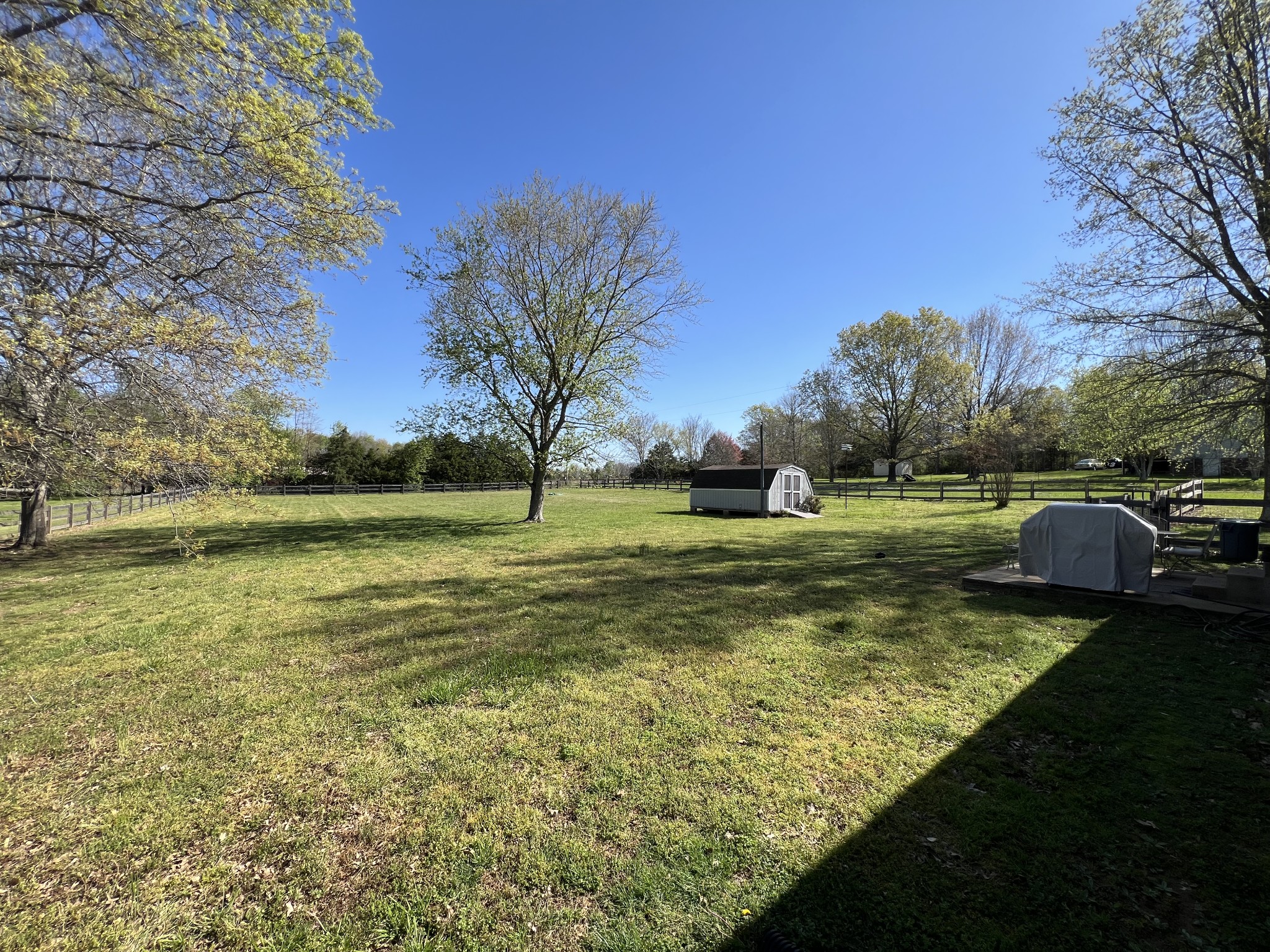 1835 Rogers Ln