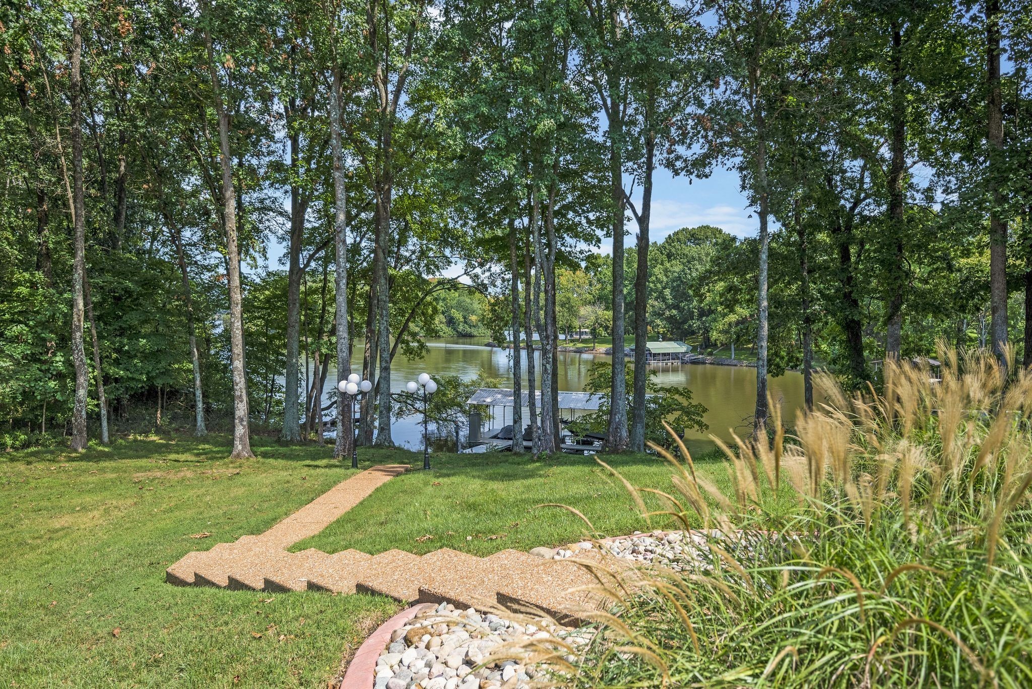 1018 Mystic Streams Dr