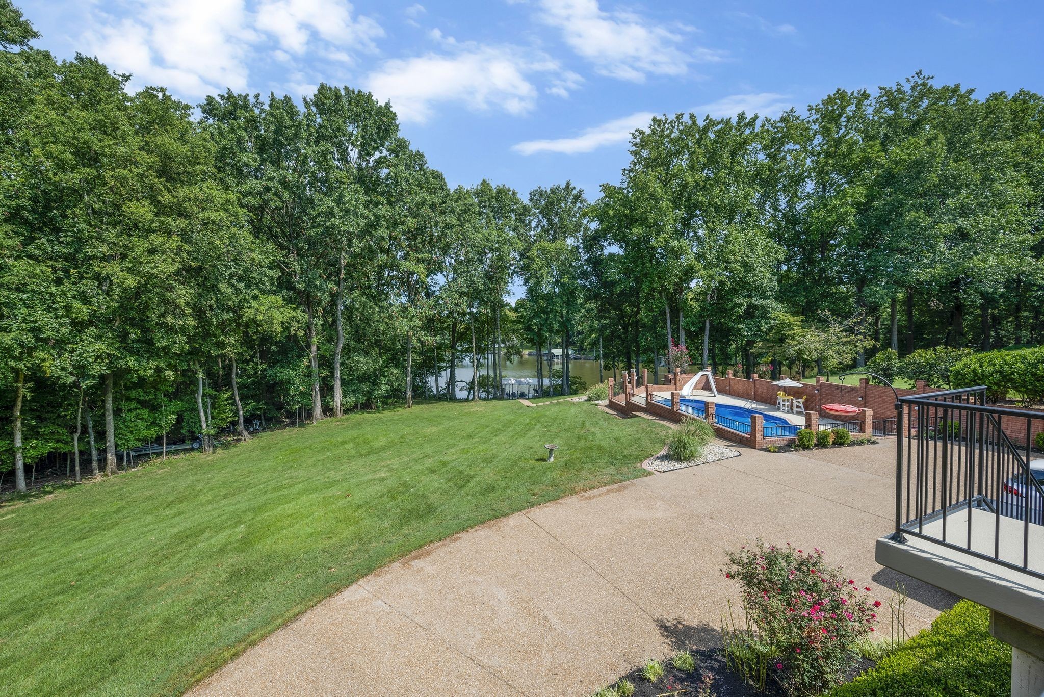 1018 Mystic Streams Dr