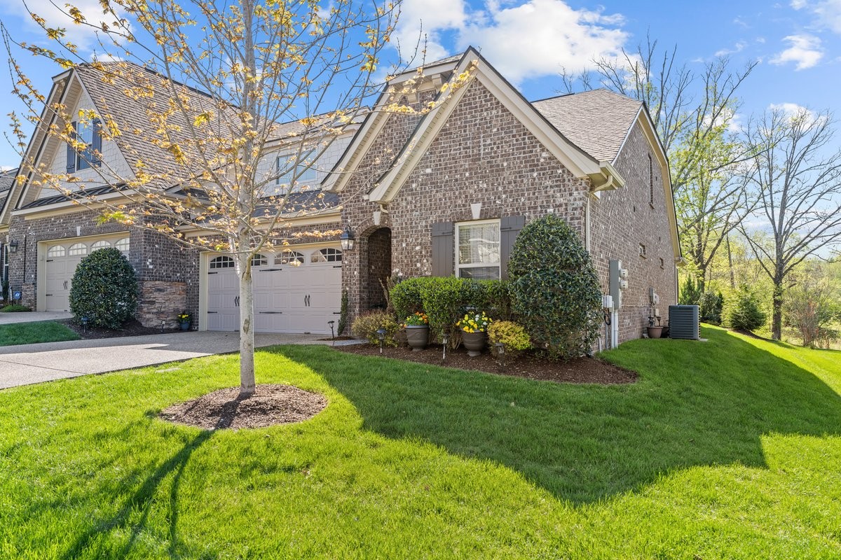 1007 Callaway Dr