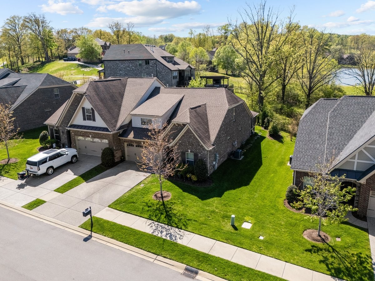 1007 Callaway Dr