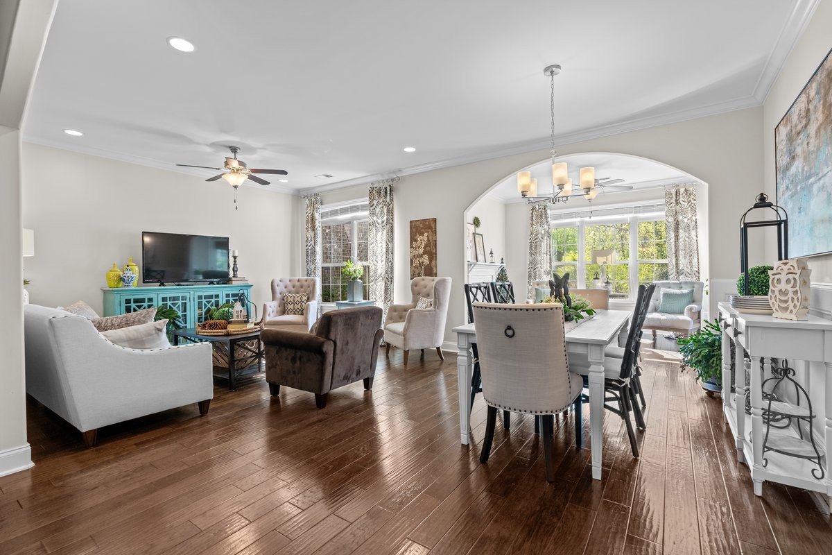 1007 Callaway Dr