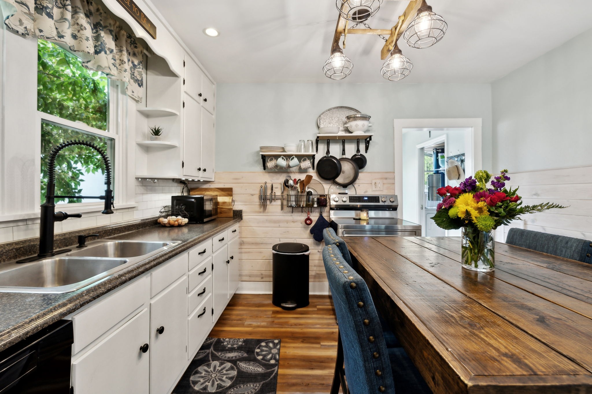 4267 Central Pike