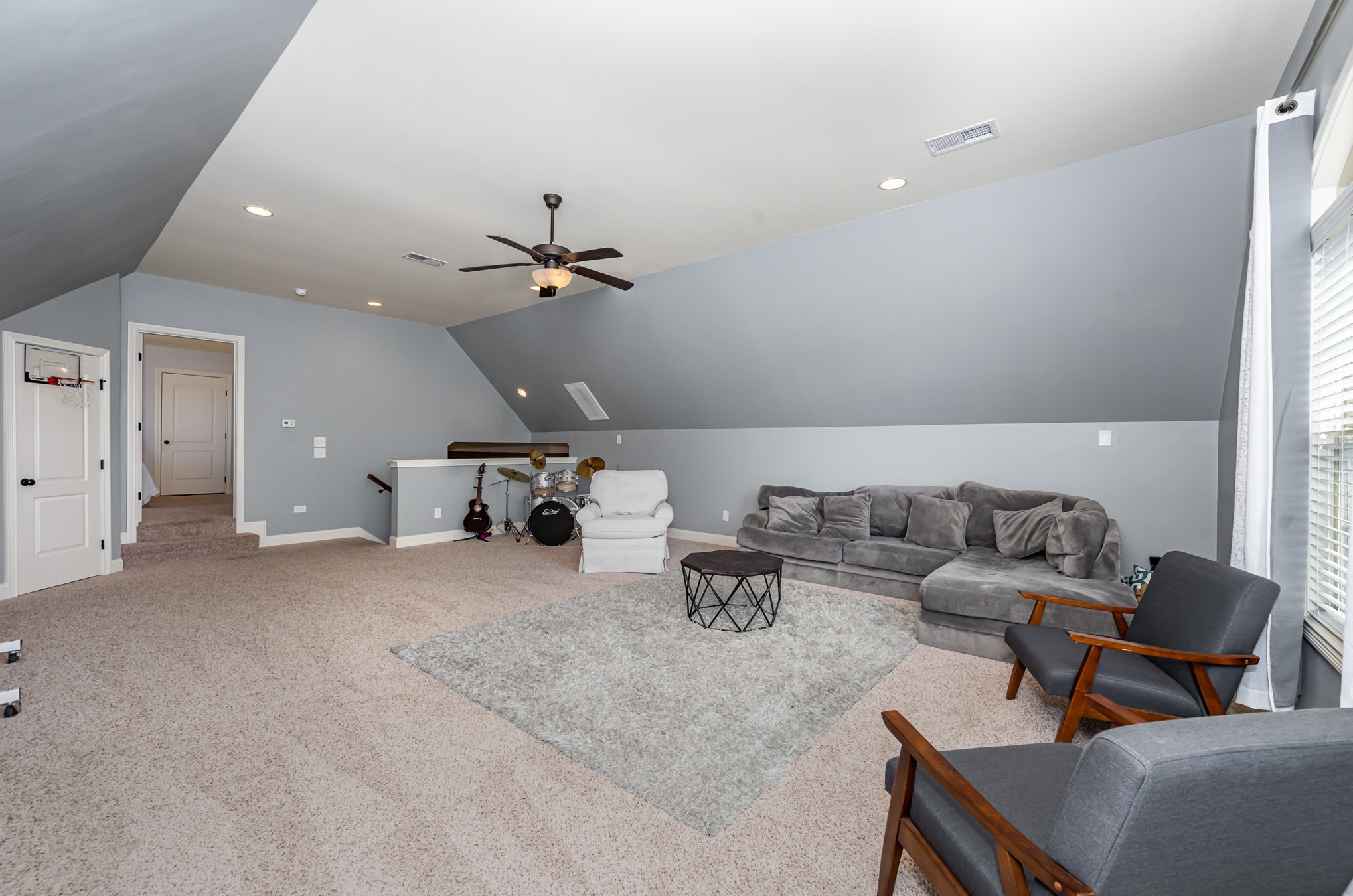 3188 Colchester Cir
