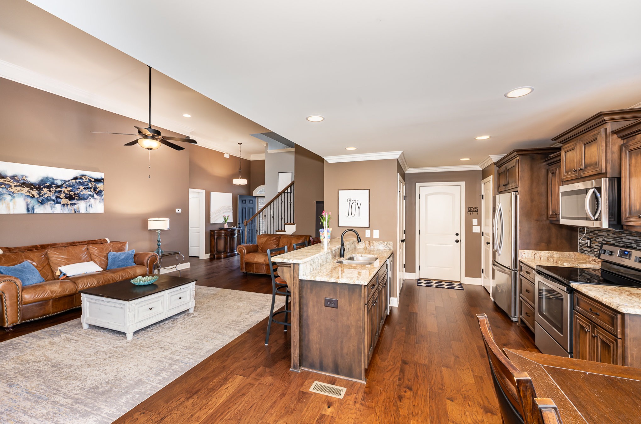 3188 Colchester Cir