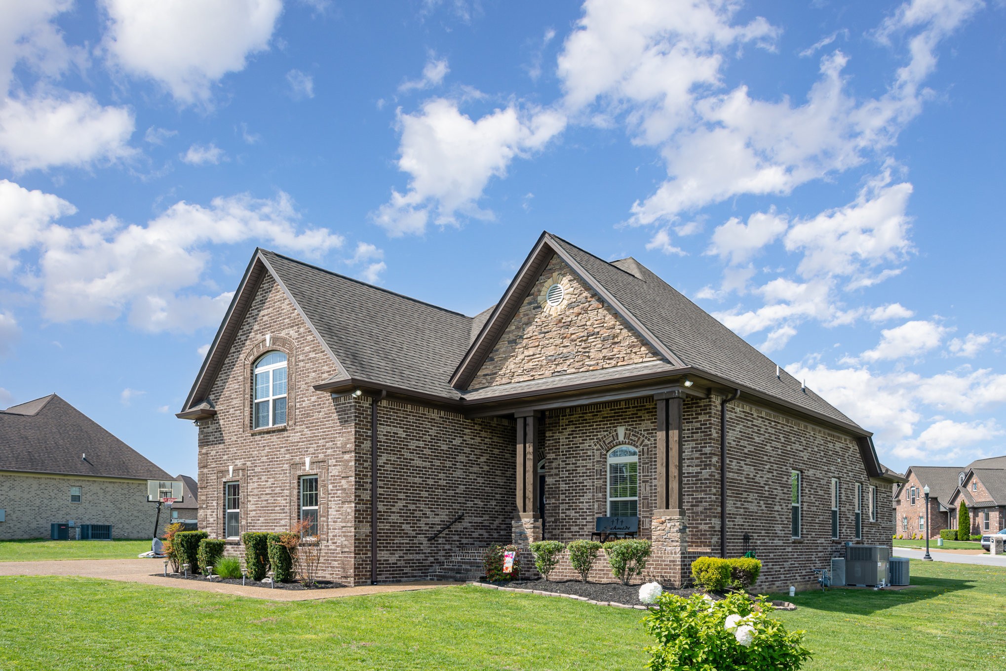 3188 Colchester Cir