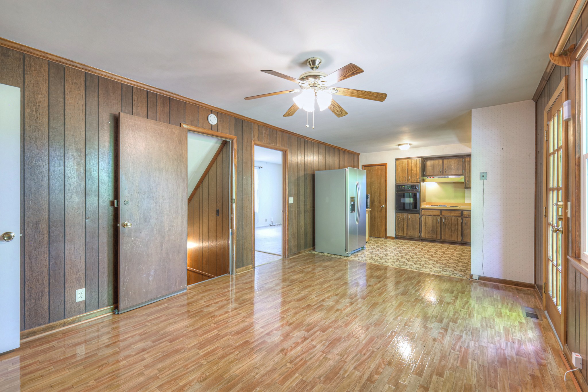 717 Albany Dr