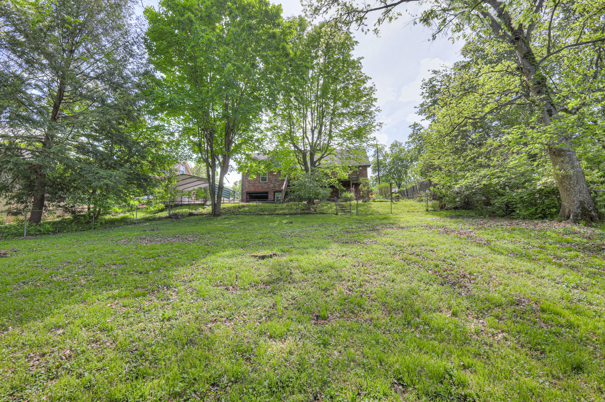 717 Albany Dr