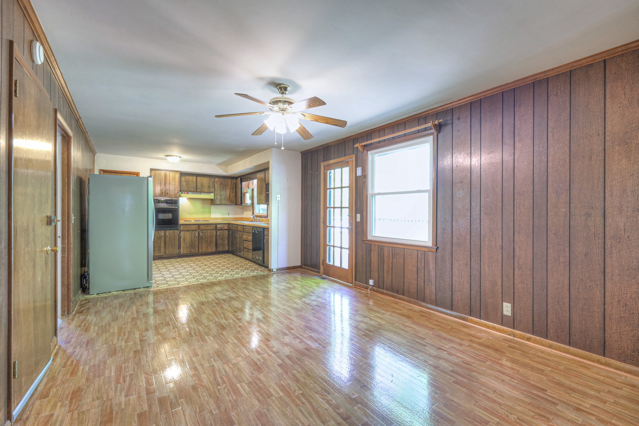 717 Albany Dr