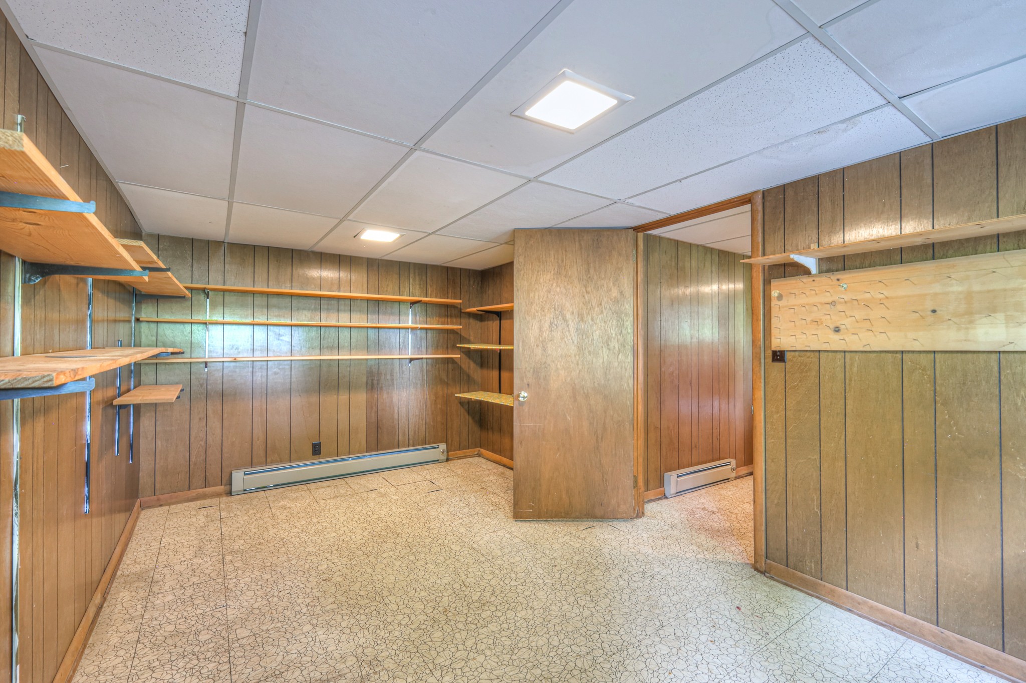 717 Albany Dr