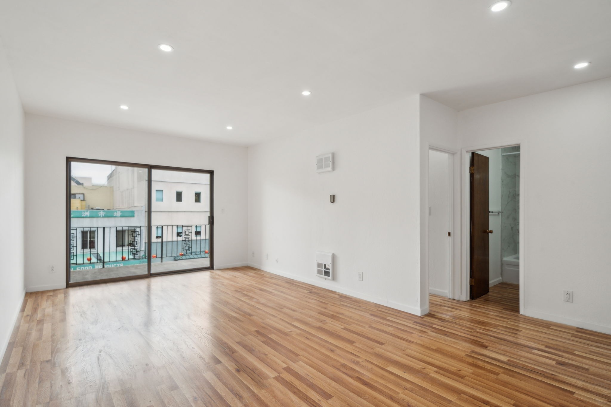 823 Oconner St