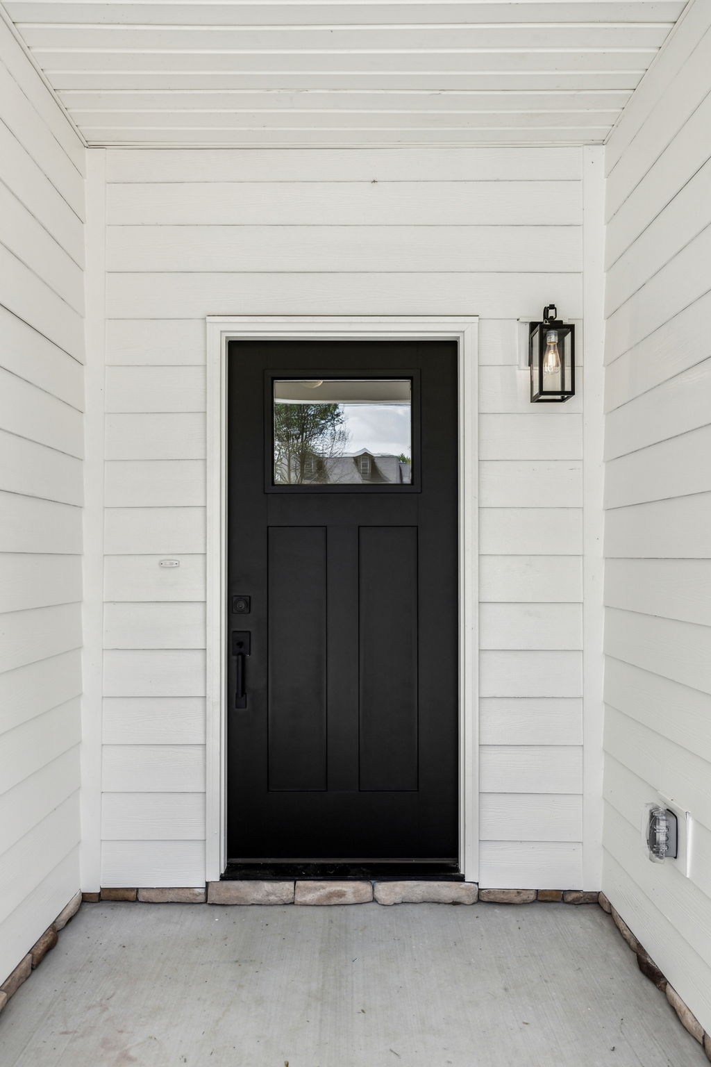 823 Oconner St