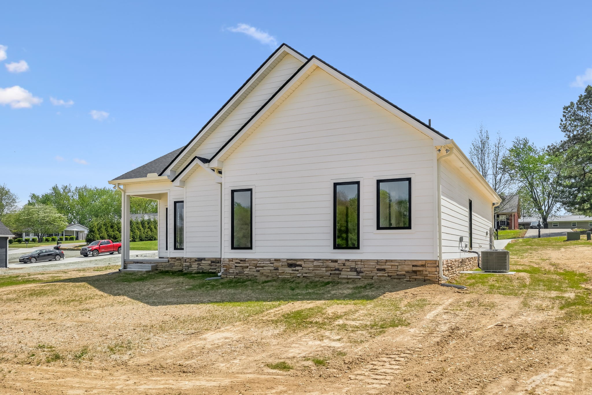 823 Oconner St