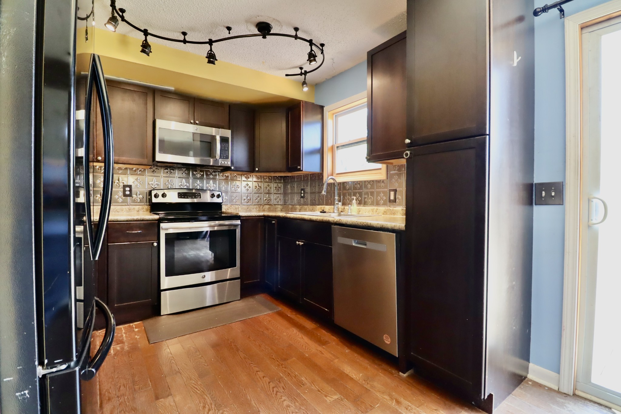 200 Cedar Creek Dr