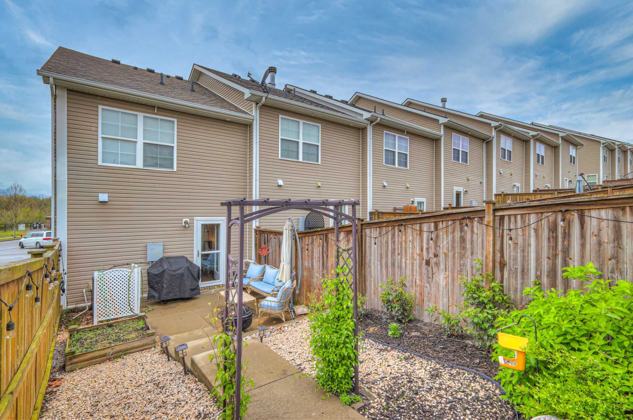 2700 River Vista Ct