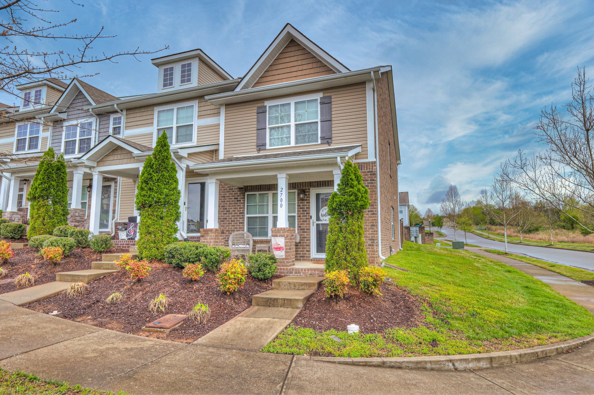 2700 River Vista Ct