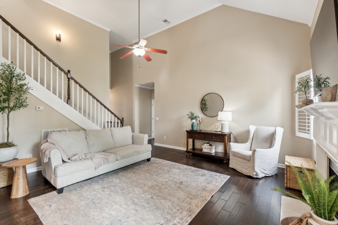 153 Willowleaf Ln