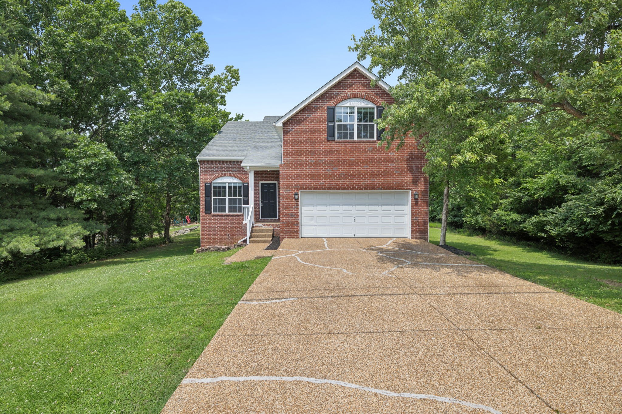2300 Devonshire Dr