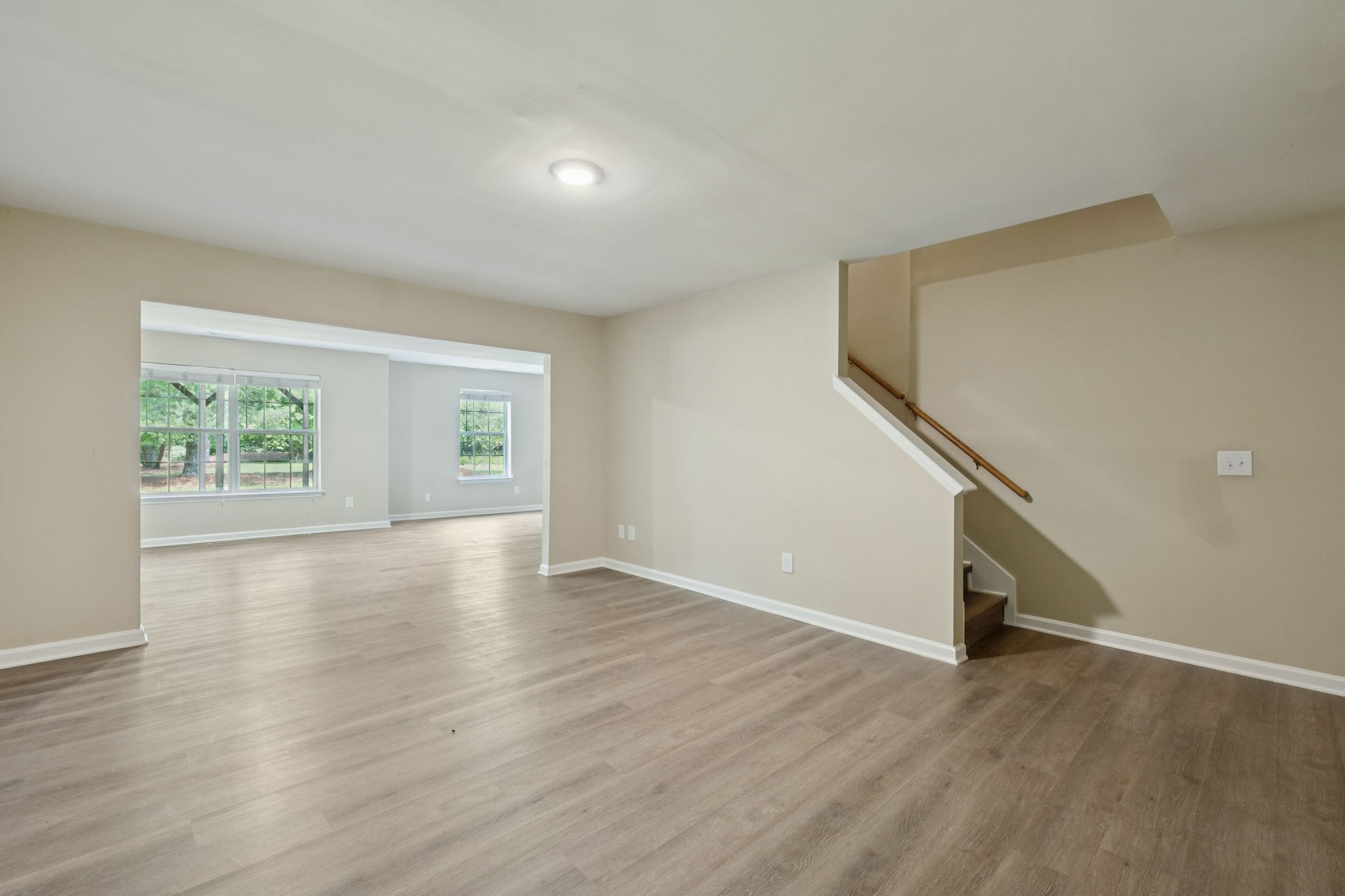 2300 Devonshire Dr
