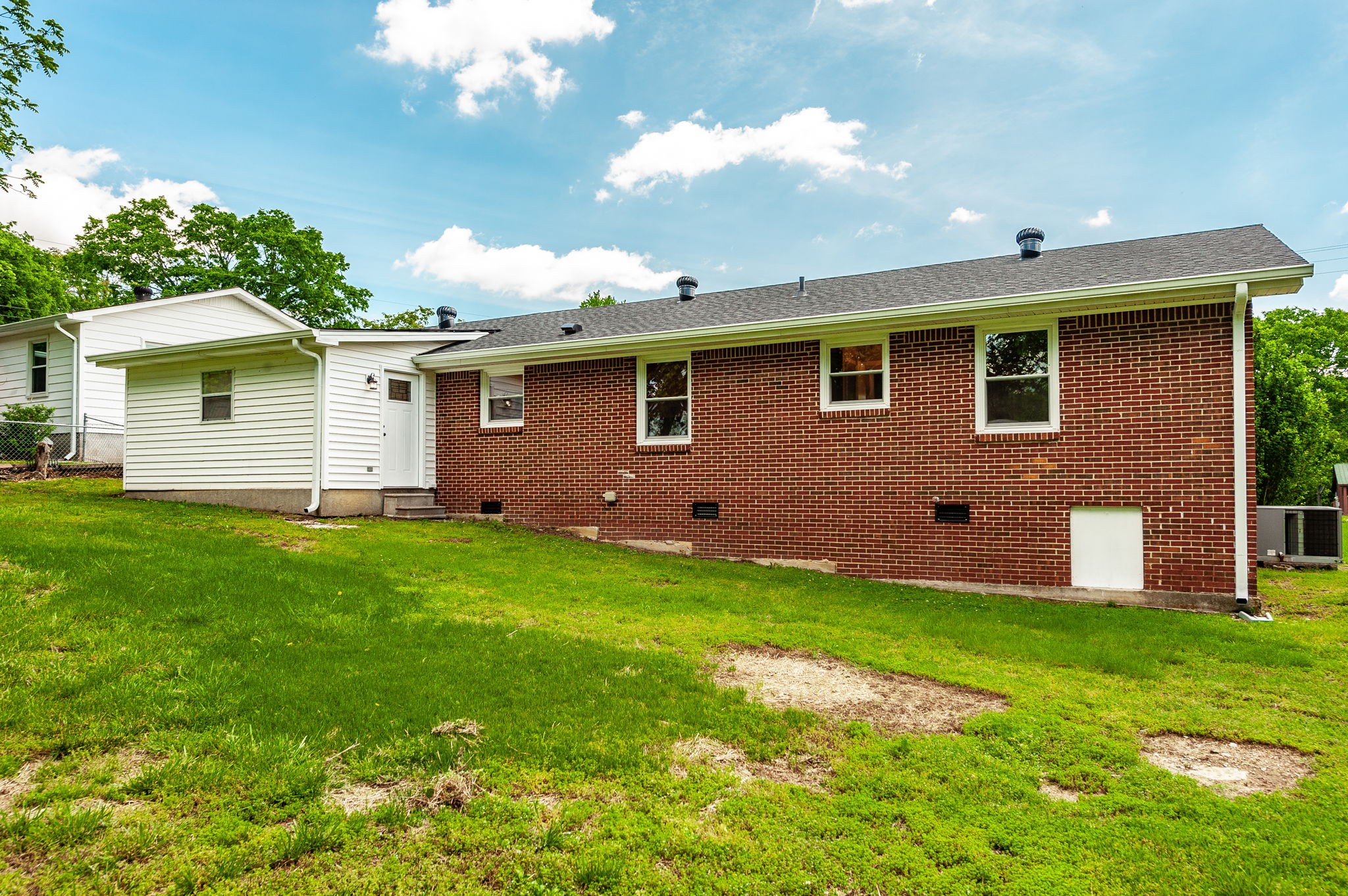 154 Church Ave