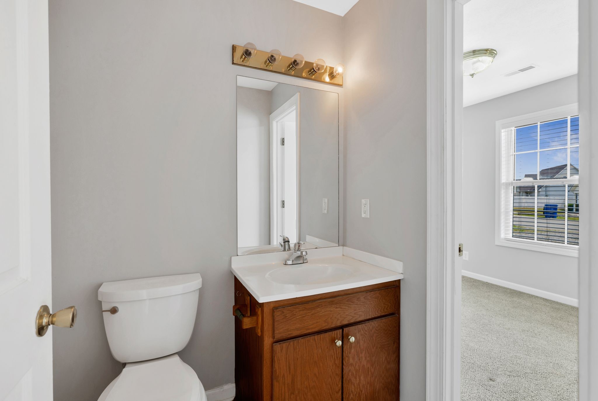 146 Stonefield Cir