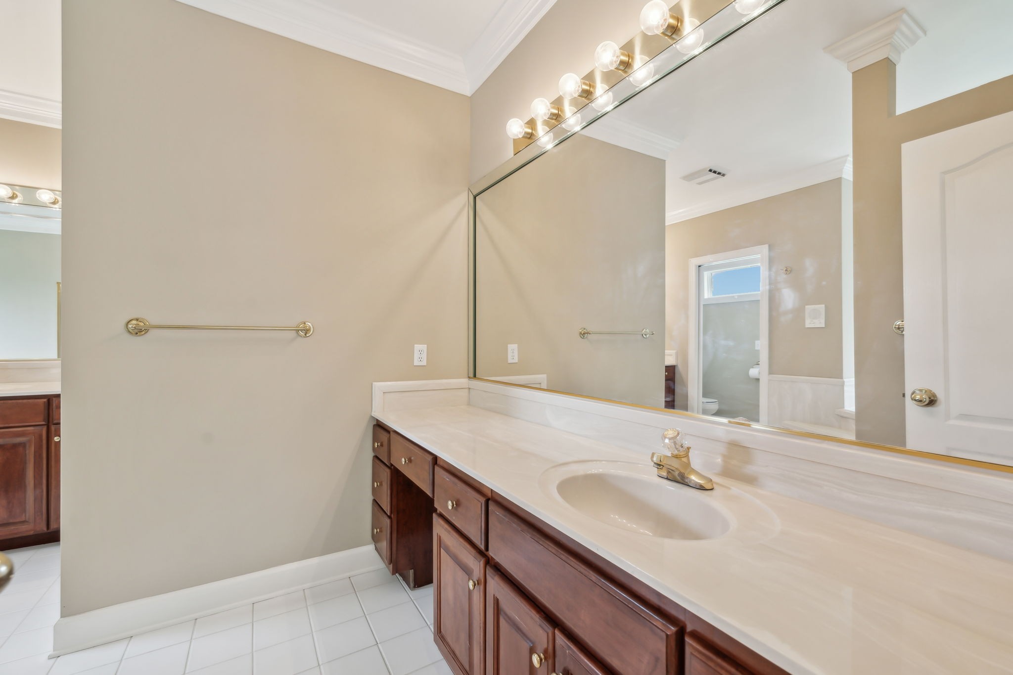 1014 Virginia Hill Dr