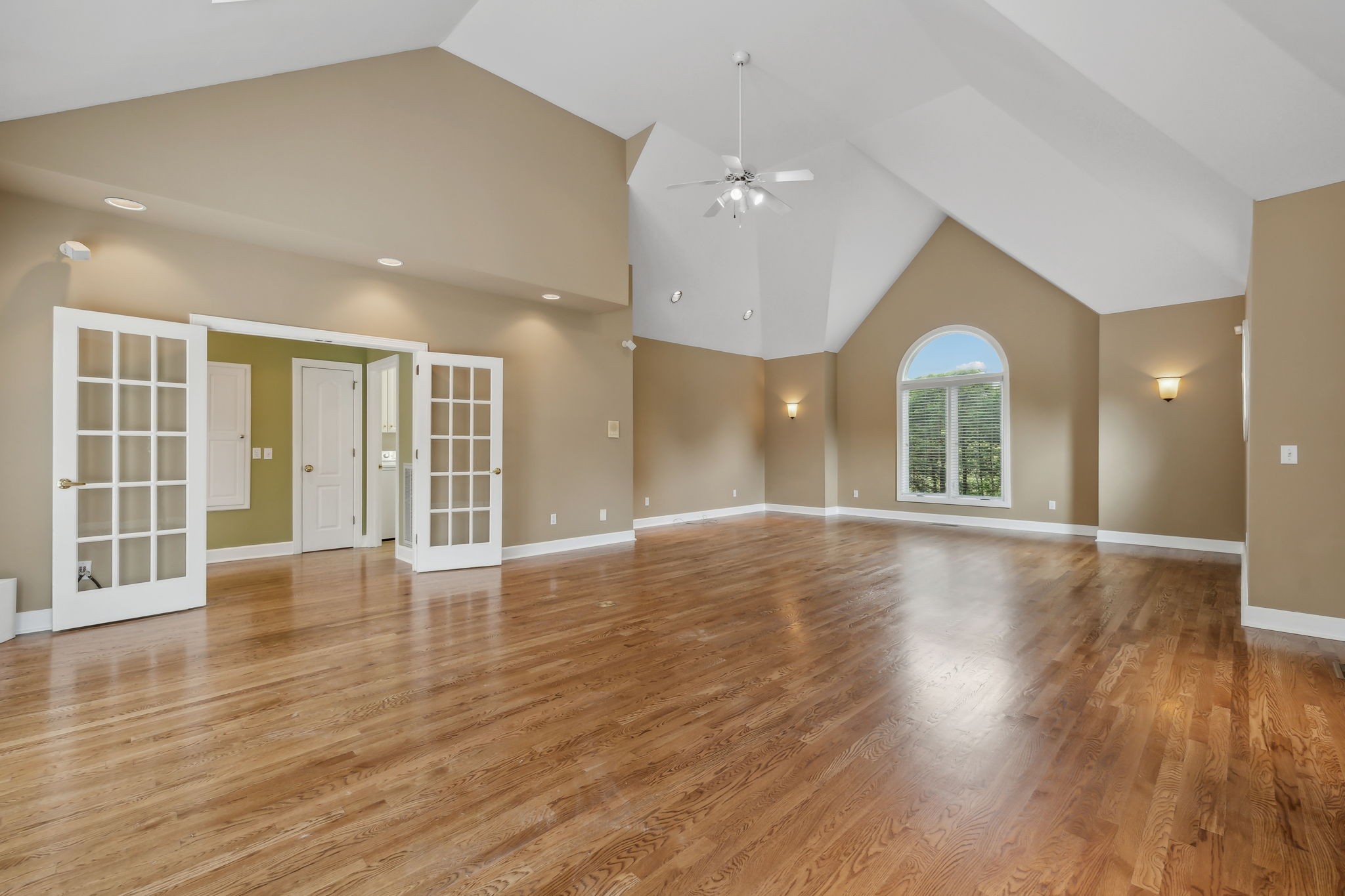 1014 Virginia Hill Dr