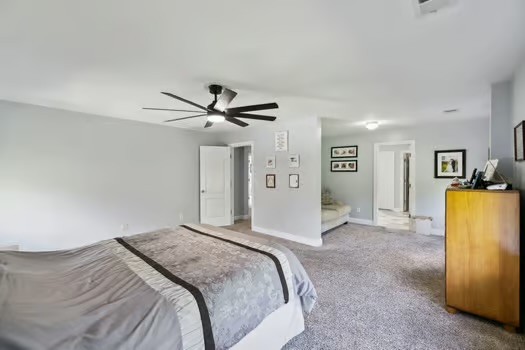 107 Rock Castle Dr