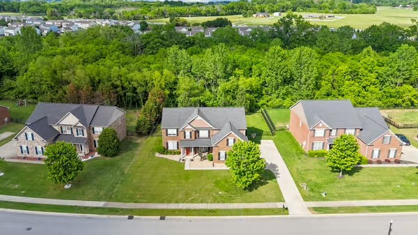 107 Rock Castle Dr