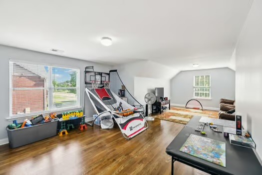 107 Rock Castle Dr
