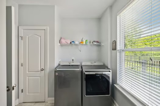 107 Rock Castle Dr