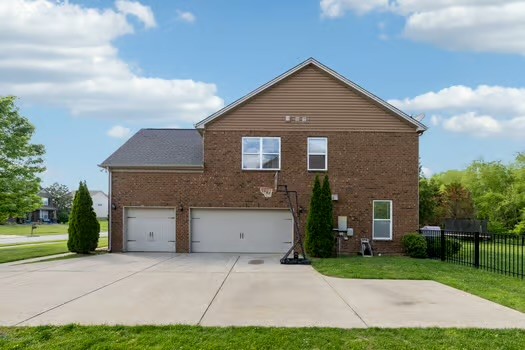 107 Rock Castle Dr