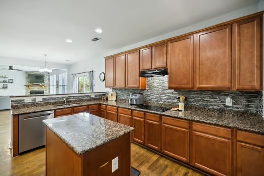 107 Rock Castle Dr
